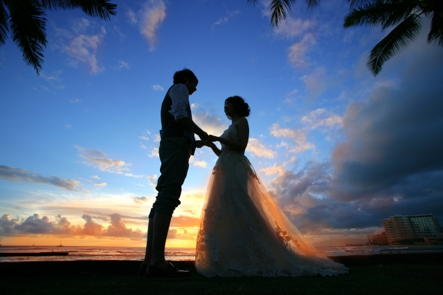 空前絶後の結婚ブーム!!令和元年に結婚した有名人&芸能人まとめ。